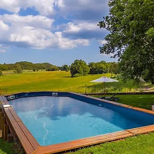 Bed & Breakfast La Tour D'enguernes