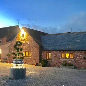 Inn The Pig